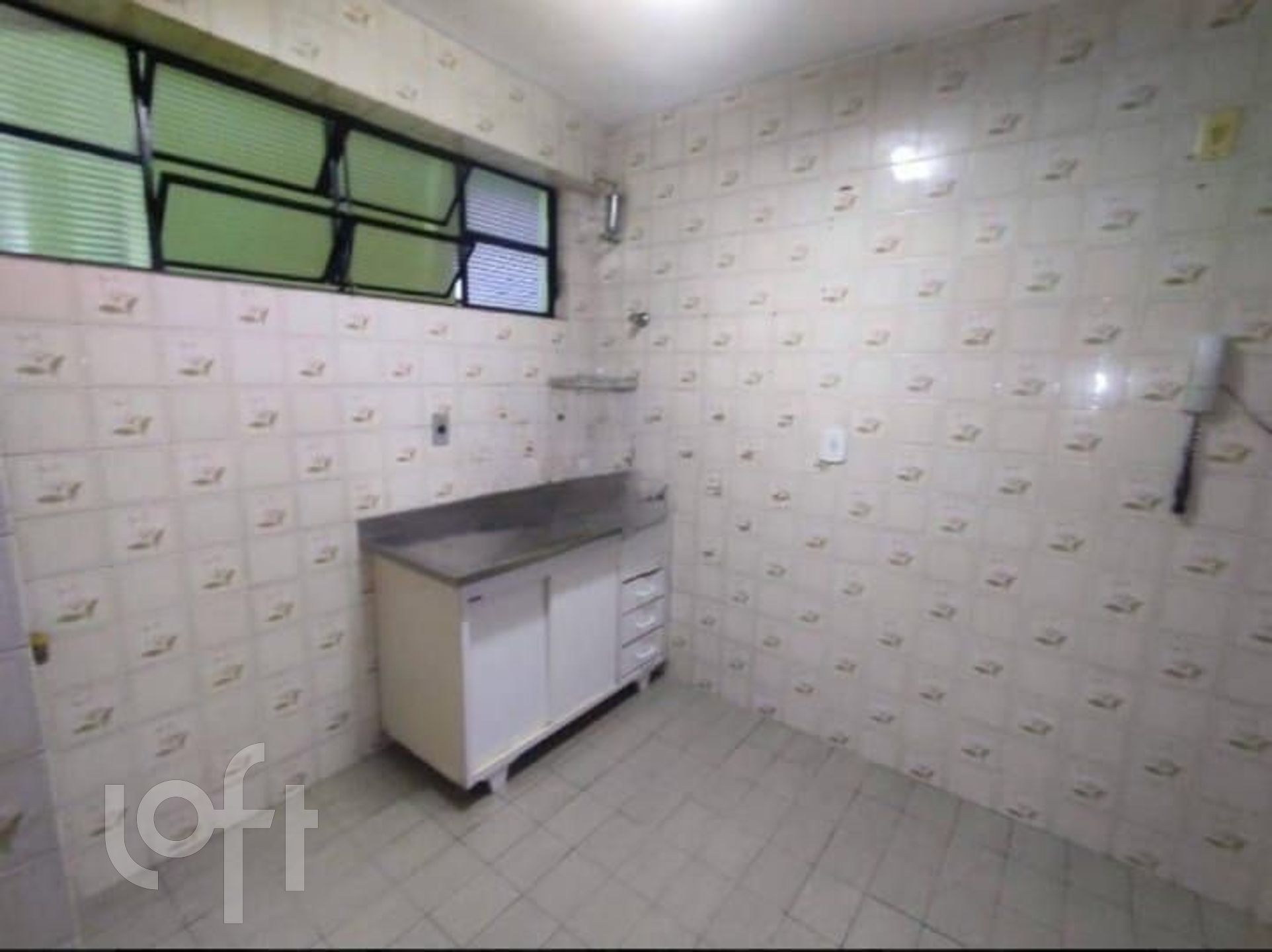 Apartamento à venda com 2 quartos, 64m² - Foto 4