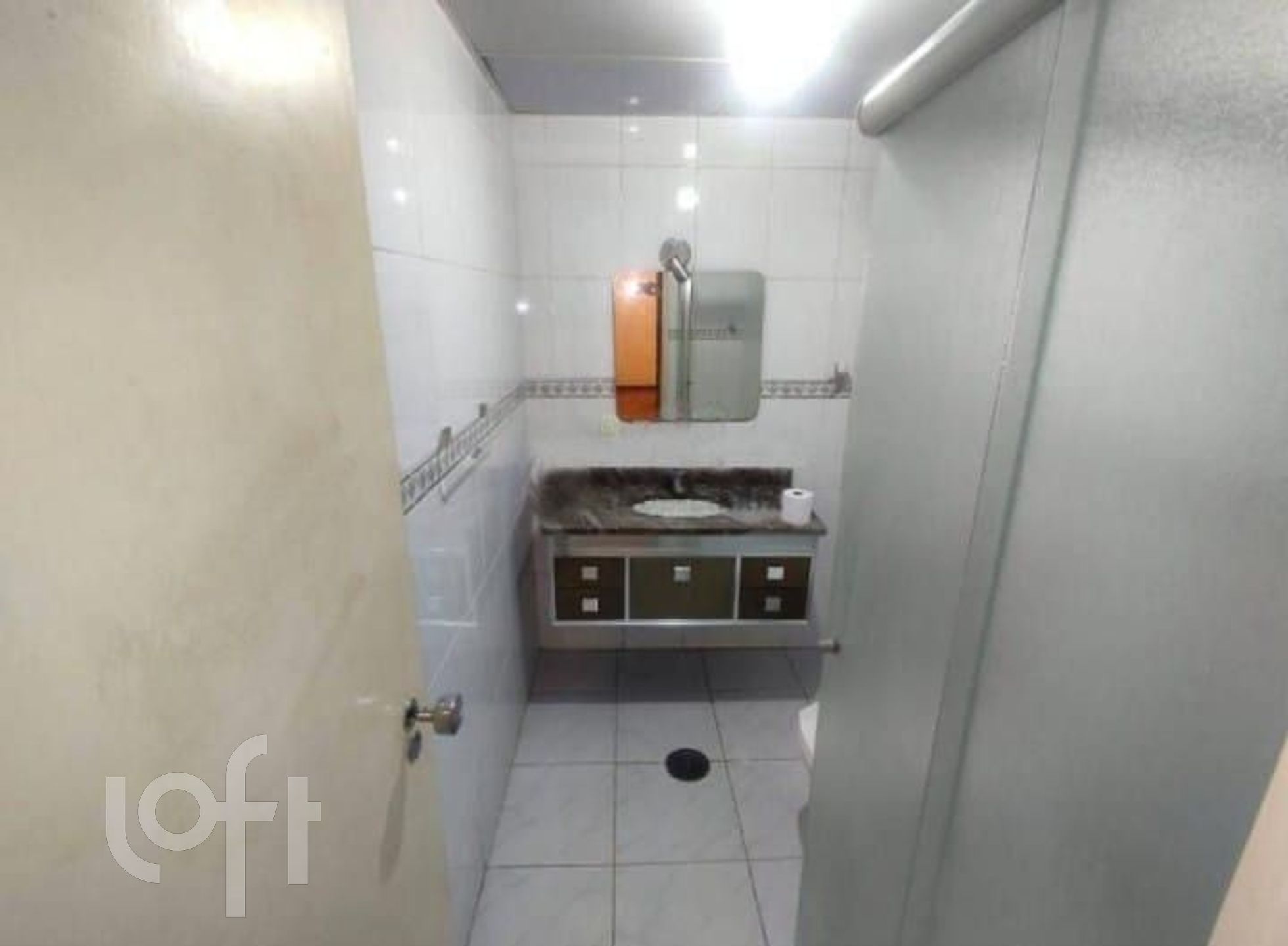 Apartamento à venda com 2 quartos, 64m² - Foto 11