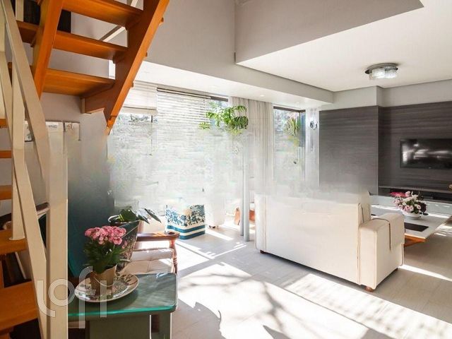 Apartamento com 242m², 3 dormitórios, 2 suítes, Petrópolis em Porto Alegre