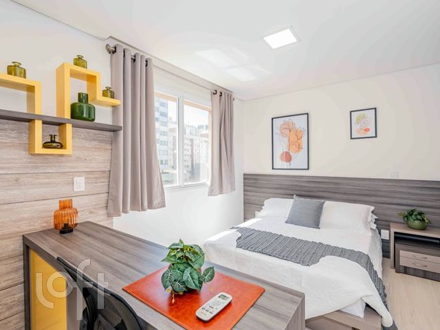 Apartamento com 34m², 1 dormitório, Cidade Baixa em Porto Alegre