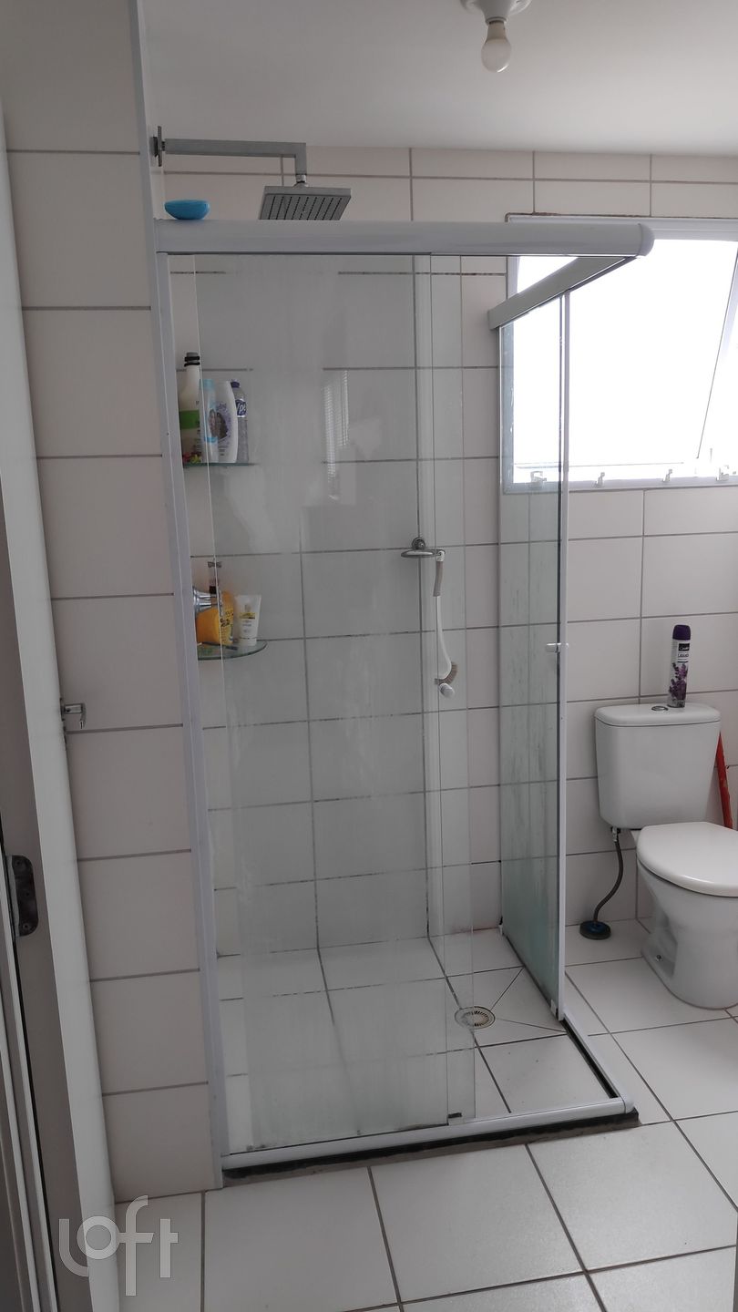 Apartamento à venda com 2 quartos, 45m² - Foto 2