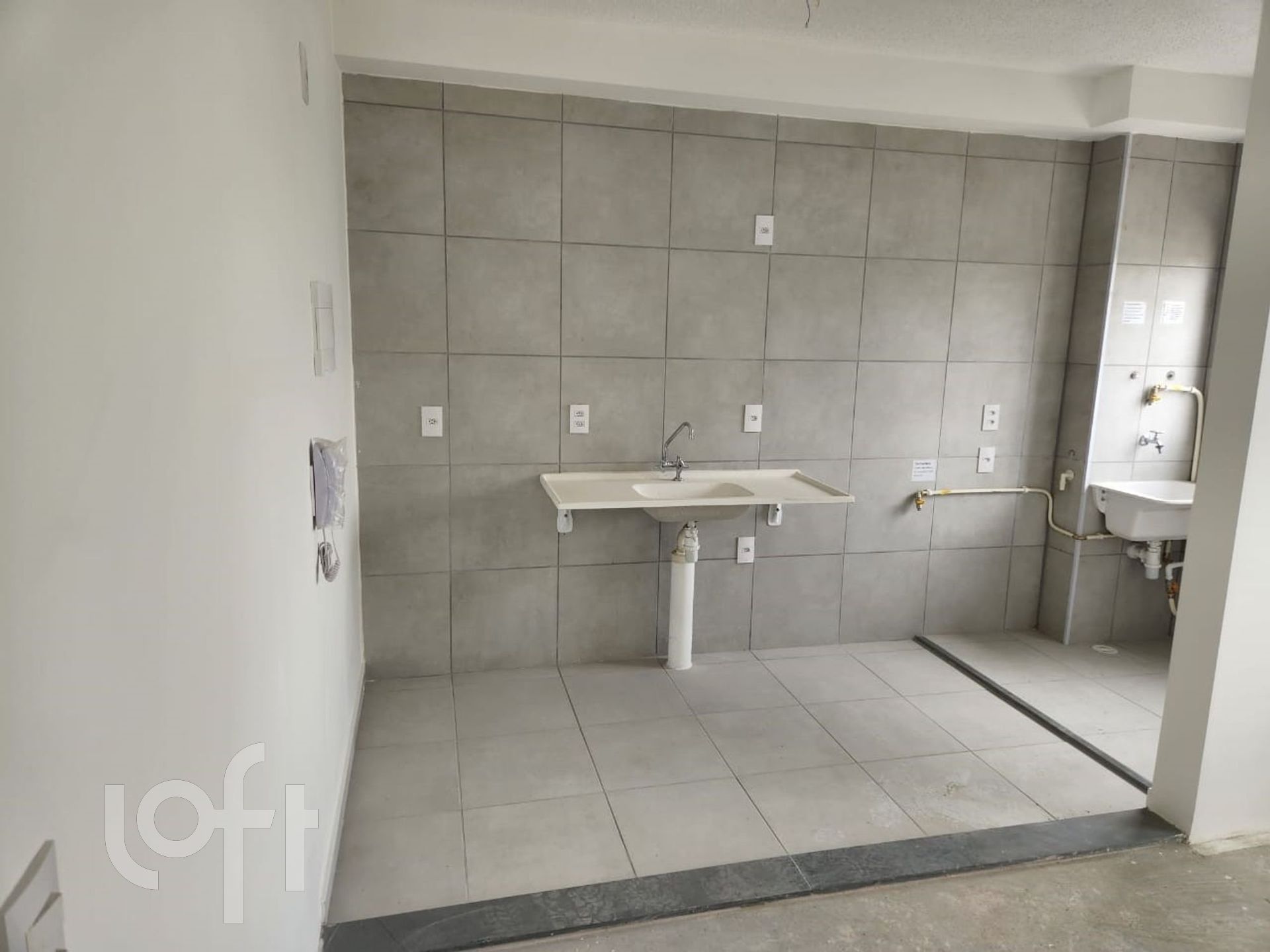 Apartamento à venda com 1 quarto, 30m² - Foto 1