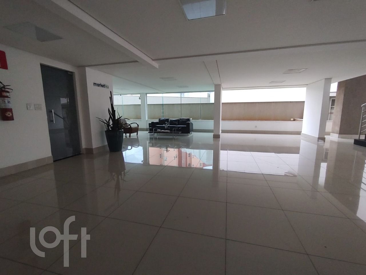 Apartamento à venda com 2 quartos, 60m² - Foto 17