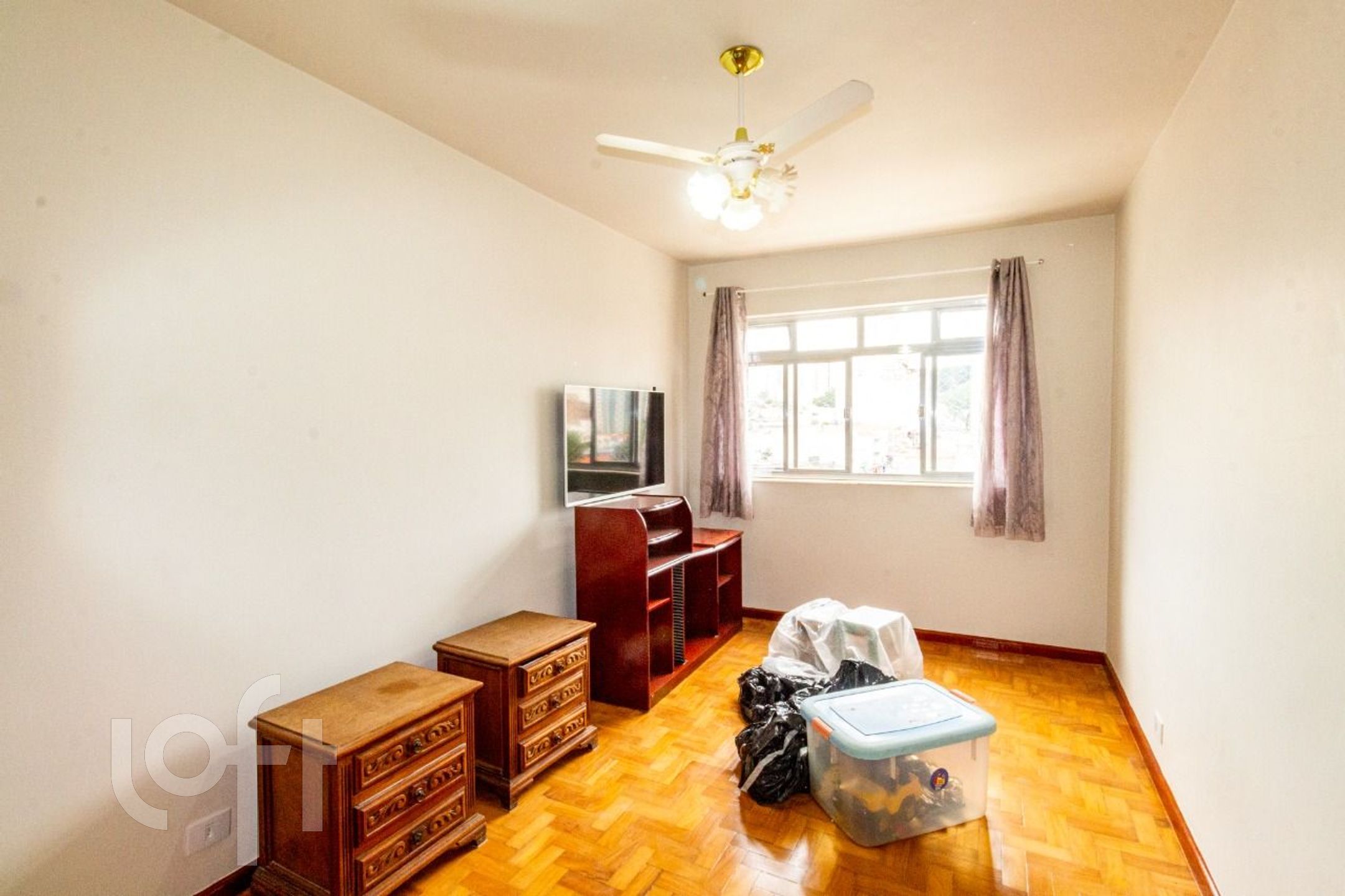 Apartamento à venda com 2 quartos, 64m² - Foto 1