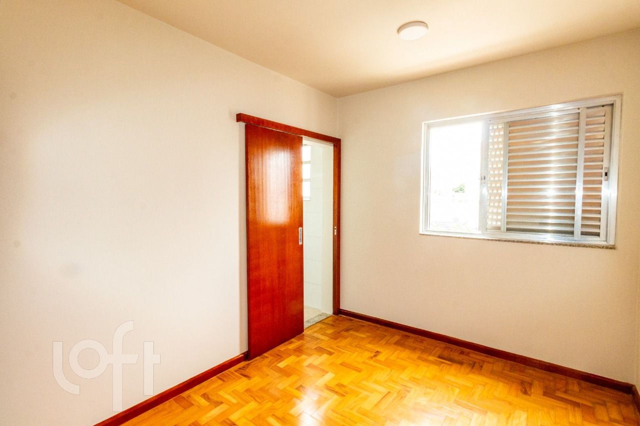 Apartamento à venda com 2 quartos, 64m² - Foto 7