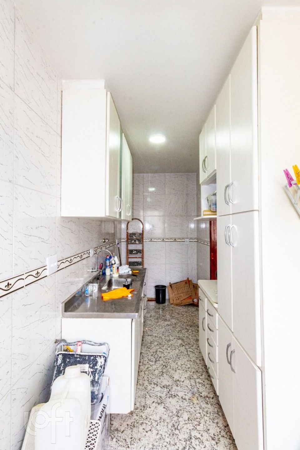 Apartamento à venda com 2 quartos, 64m² - Foto 4