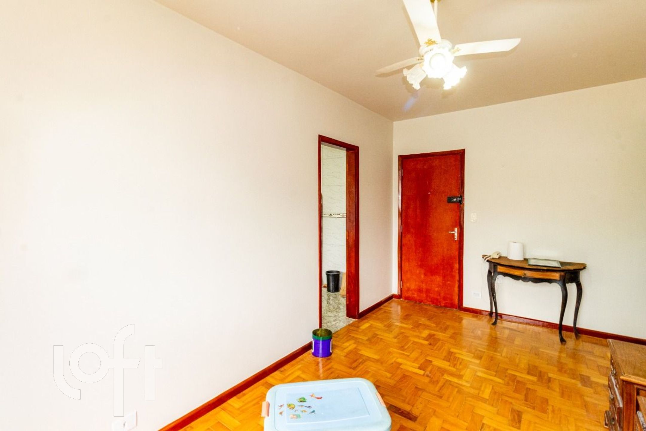 Apartamento à venda com 2 quartos, 64m² - Foto 3