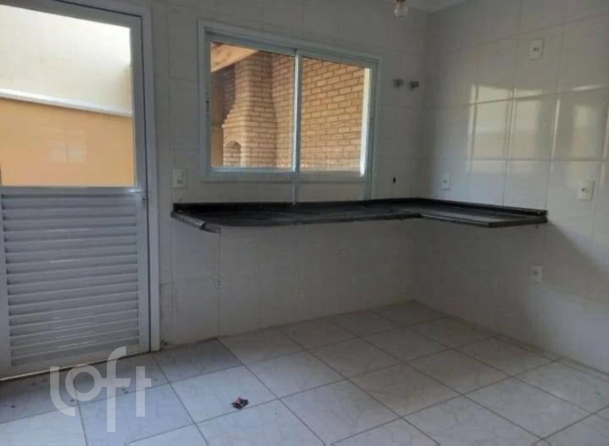 Casa à venda com 3 quartos, 114m² - Foto 8