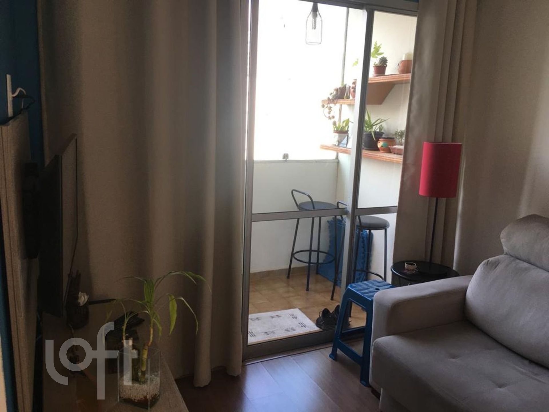 Apartamento à venda com 2 quartos, 70m² - Foto 4