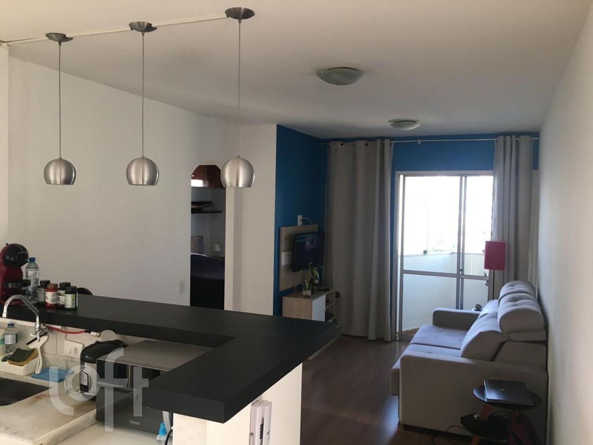 Apartamento à venda com 2 quartos, 70m² - Foto 1