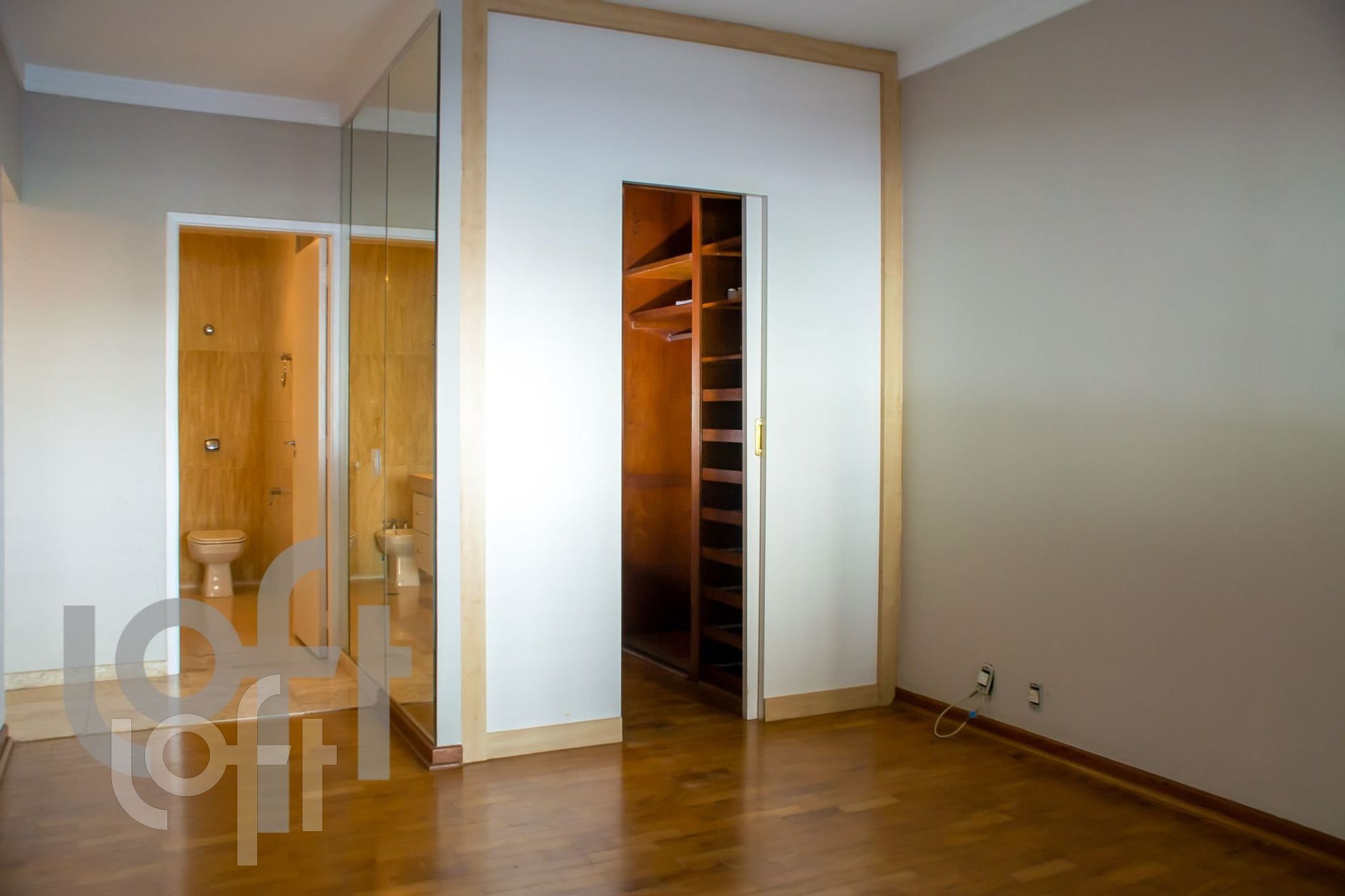 Apartamento à venda com 3 quartos, 247m² - Foto 12