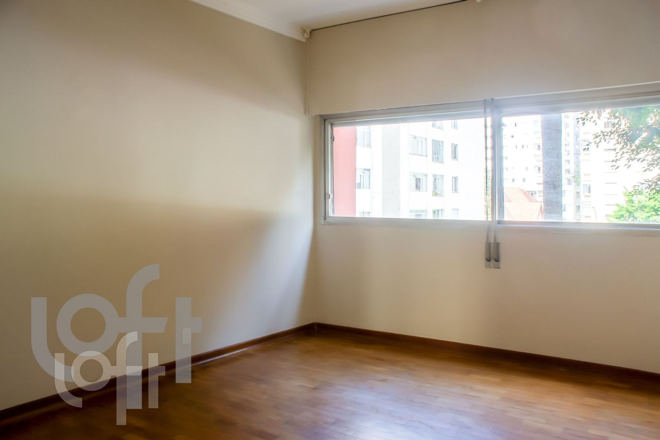 Apartamento à venda com 3 quartos, 247m² - Foto 13