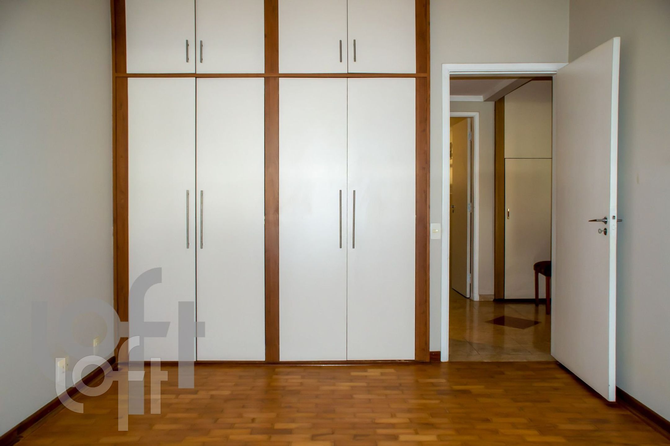 Apartamento à venda com 3 quartos, 247m² - Foto 6