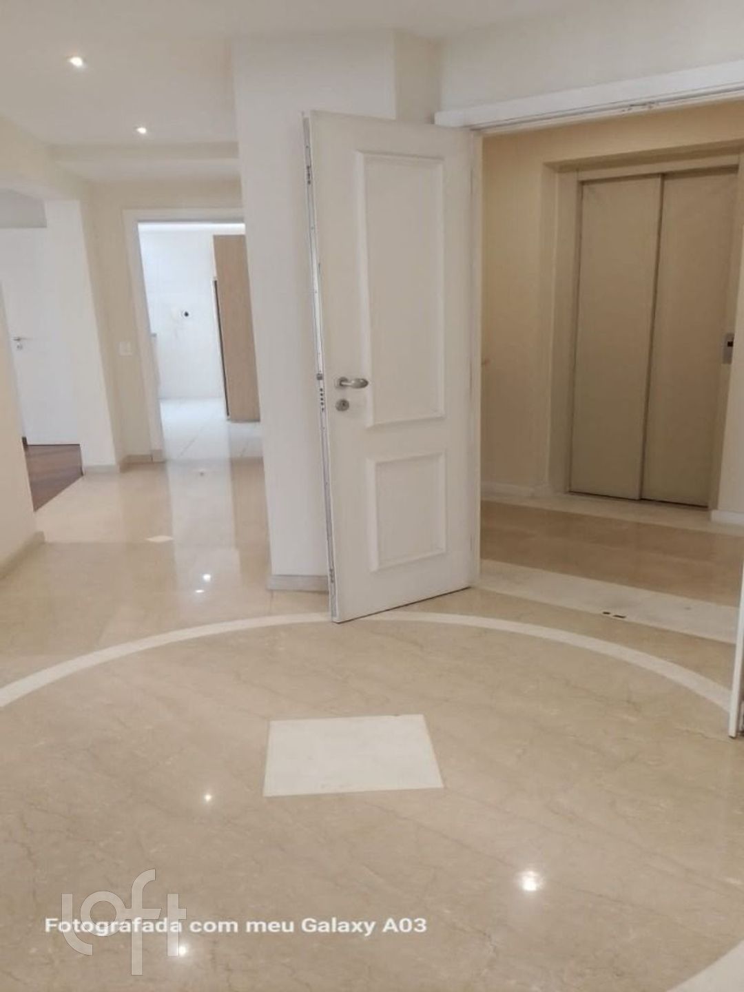 Apartamento à venda com 4 quartos, 400m² - Foto 1