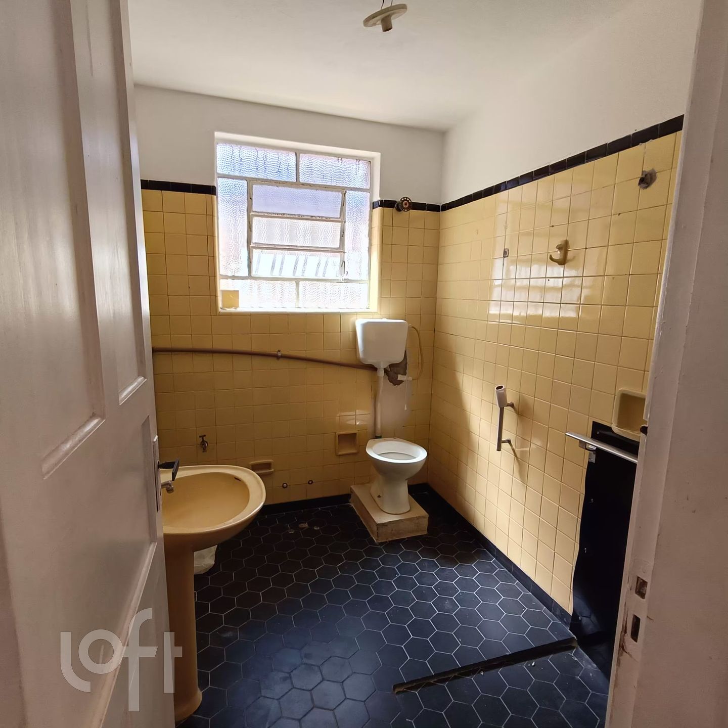 Casa à venda com 1 quarto, 90m² - Foto 3