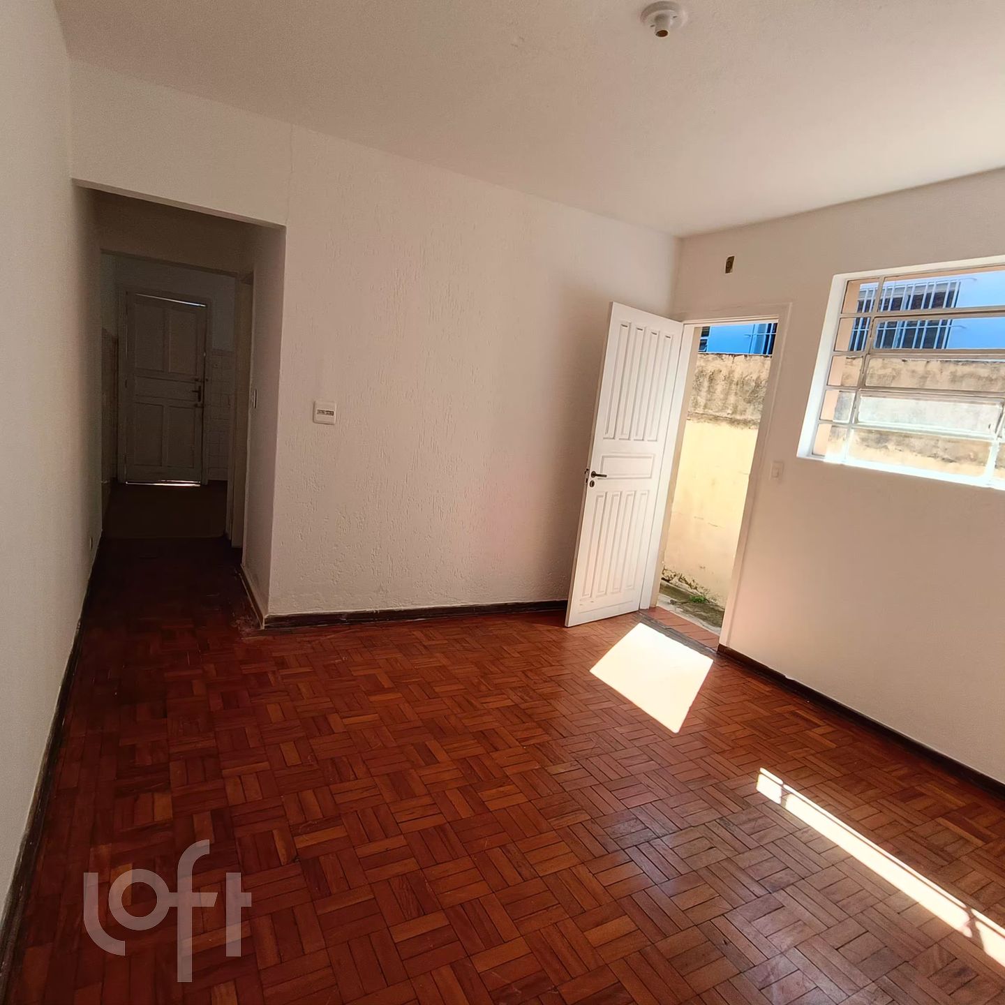 Casa à venda com 1 quarto, 90m² - Foto 6