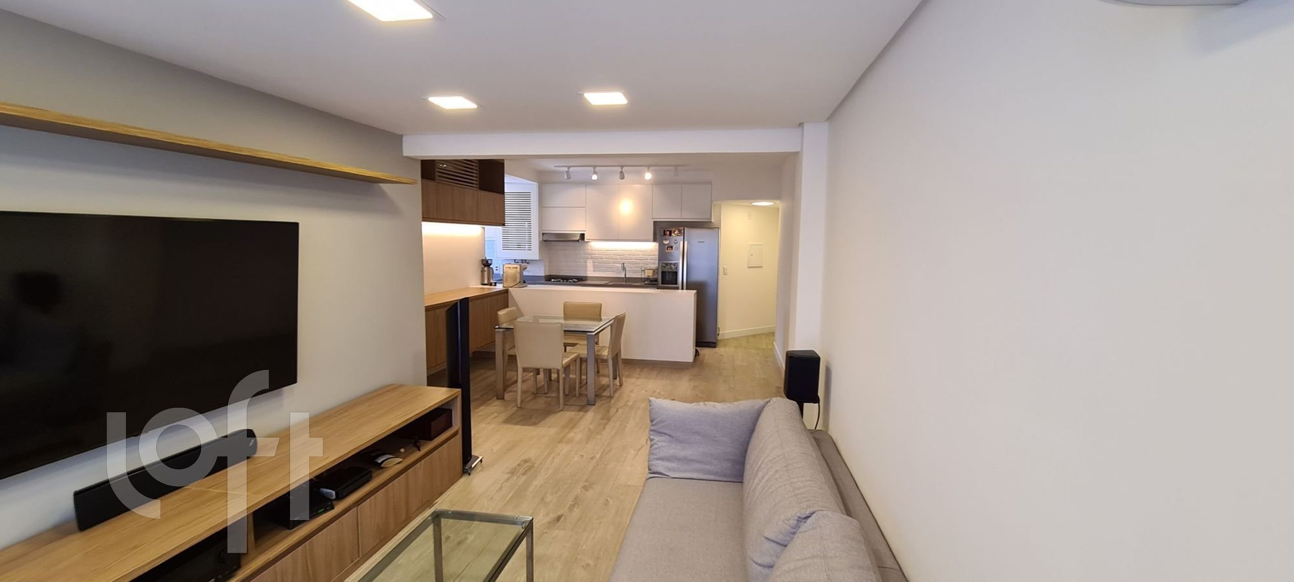 Apartamento à venda com 2 quartos, 80m² - Foto 1