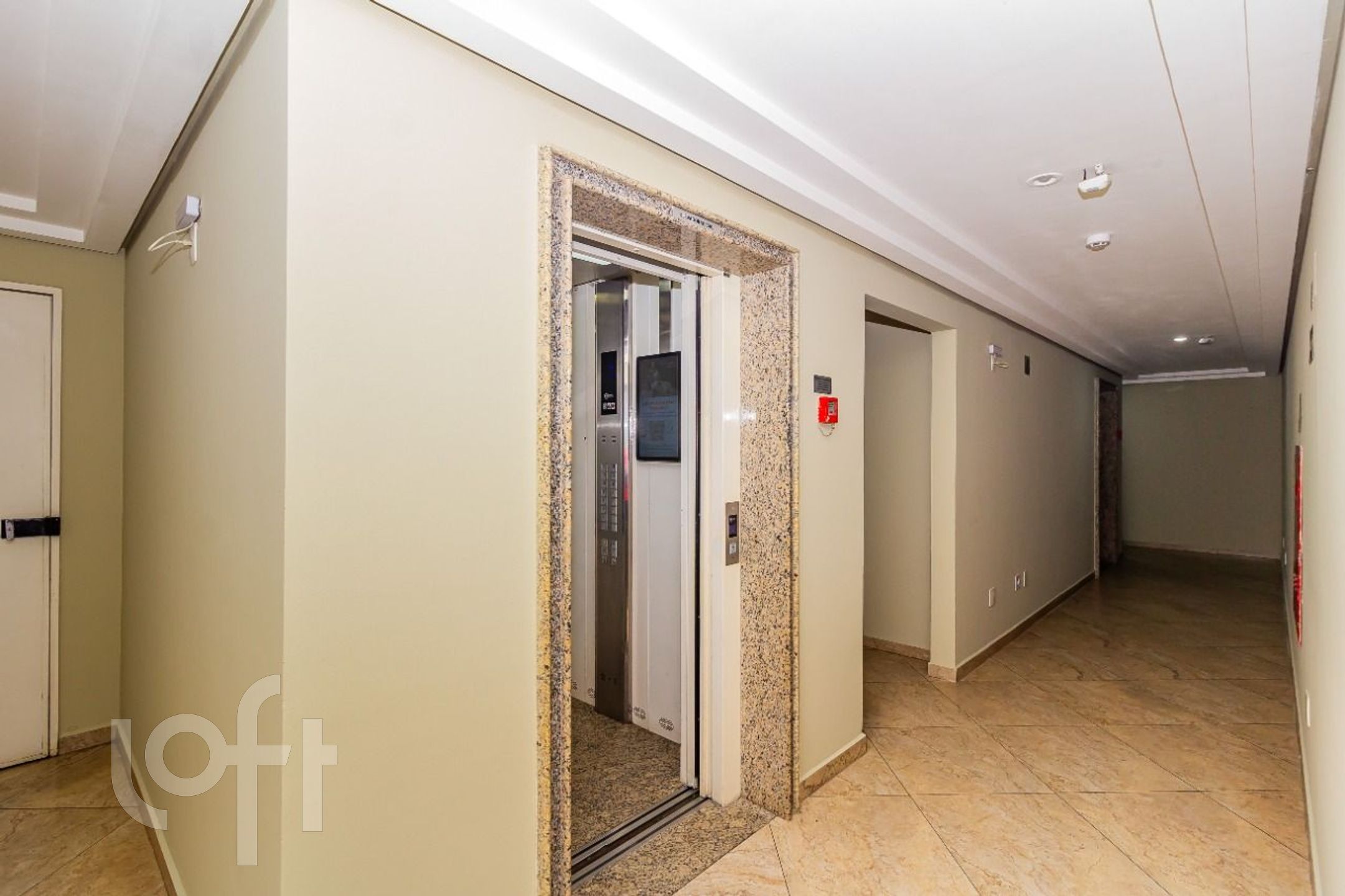 Apartamento à venda com 2 quartos, 65m² - Foto 50