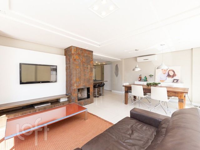 Apartamento com 186m², 2 dormitórios, 2 suítes, 2 vagas, Rio Branco em Porto Alegre