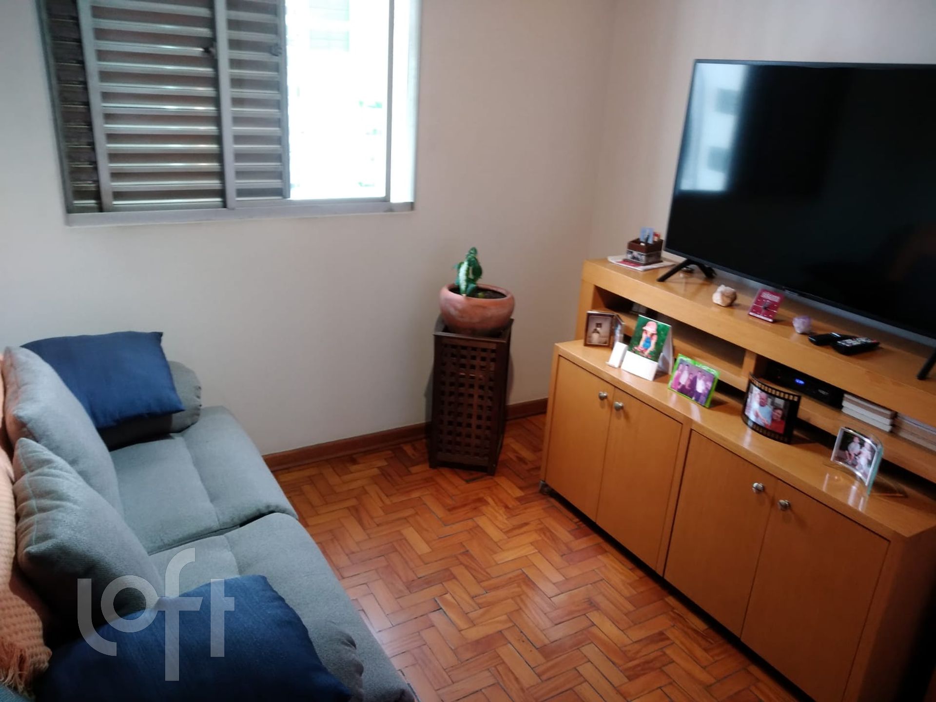 Apartamento à venda com 3 quartos, 125m² - Foto 2