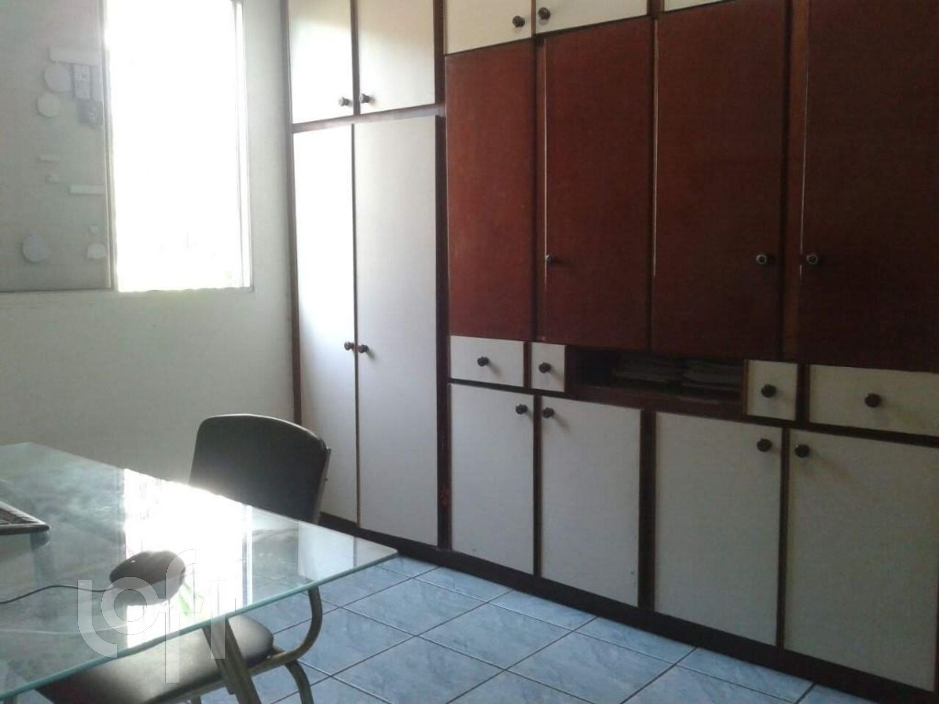 Apartamento à venda com 3 quartos, 85m² - Foto 29