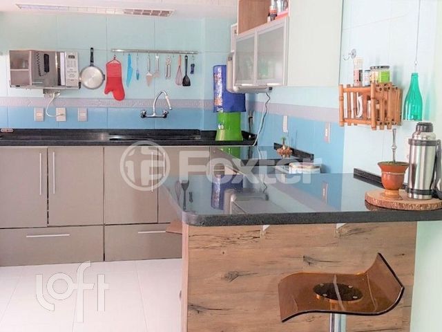 Apartamento com 67m², 2 dormitórios, 2 vagas, Moinhos de Vento em Porto Alegre