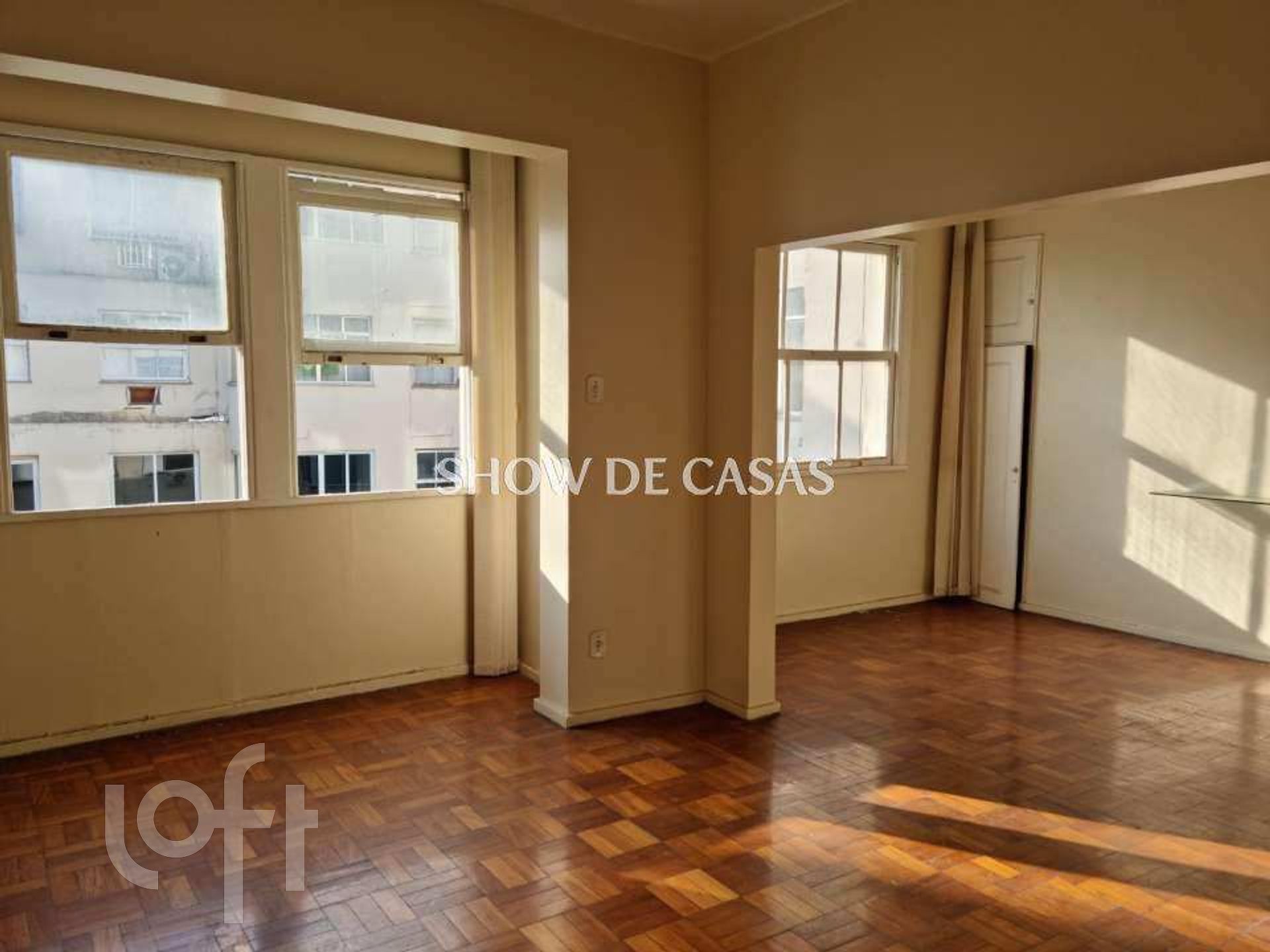 Apartamento à venda com 3 quartos, 100m² - Foto 1