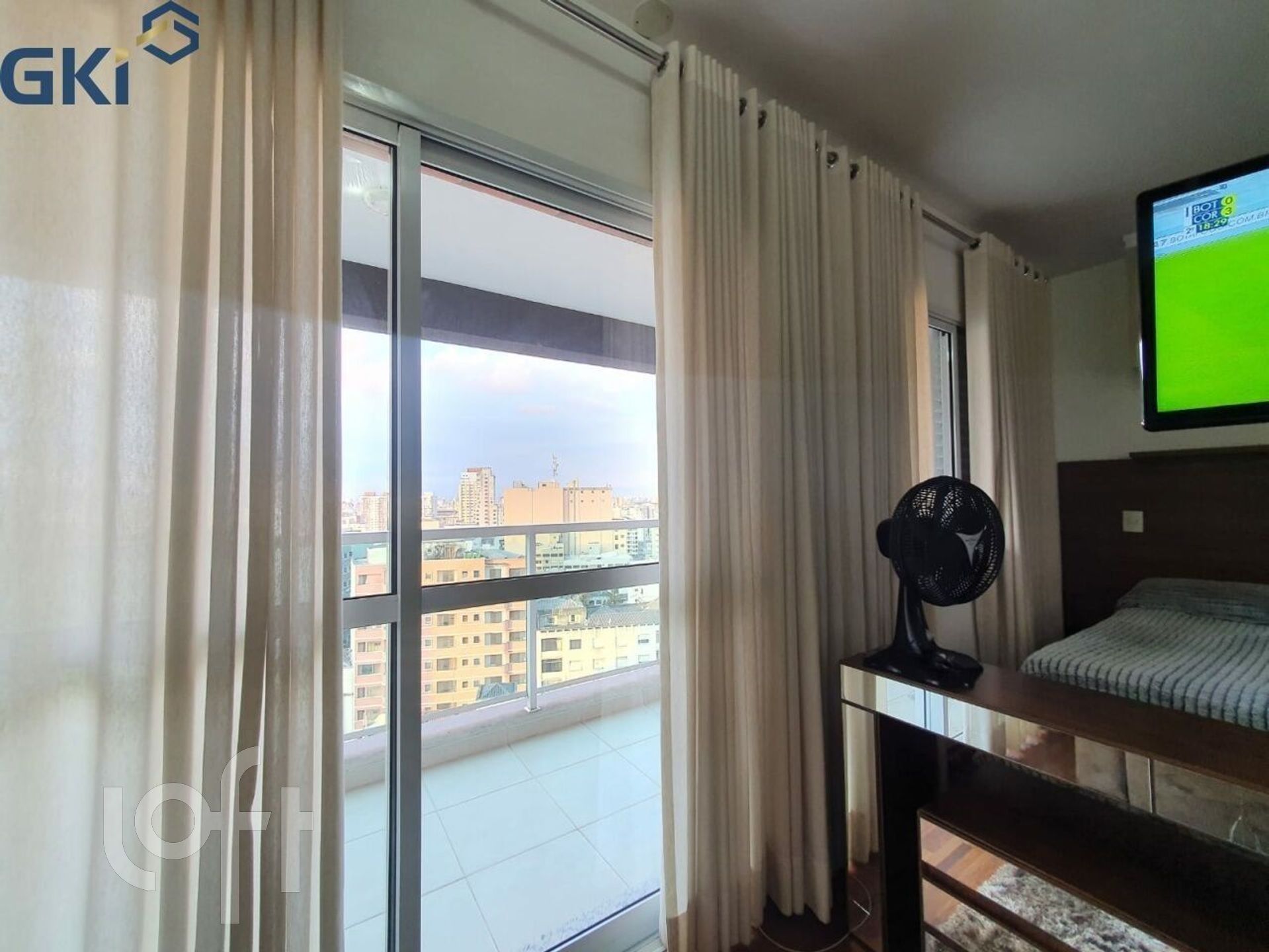 Apartamento à venda com 1 quarto, 45m² - Foto 19