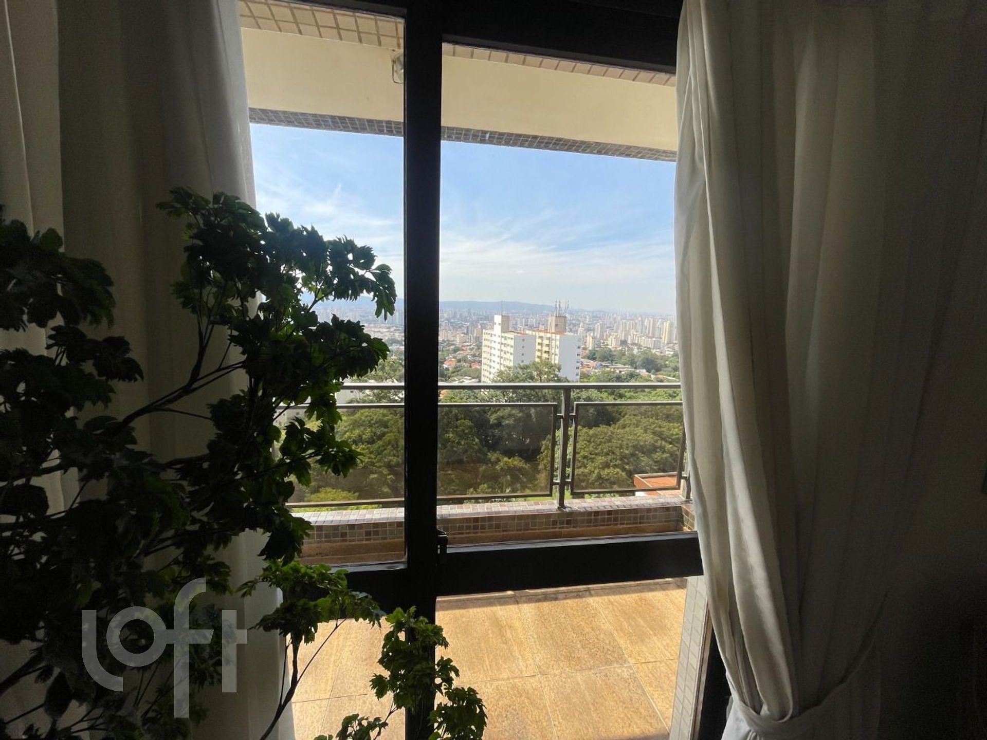 Apartamento à venda com 4 quartos, 260m² - Foto 7