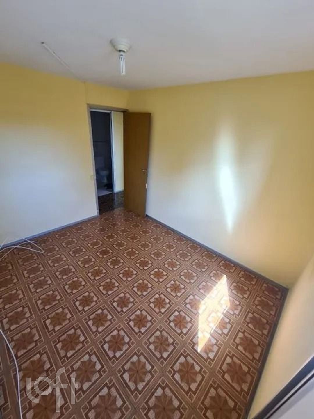 Apartamento à venda com 3 quartos, 78m² - Foto 2