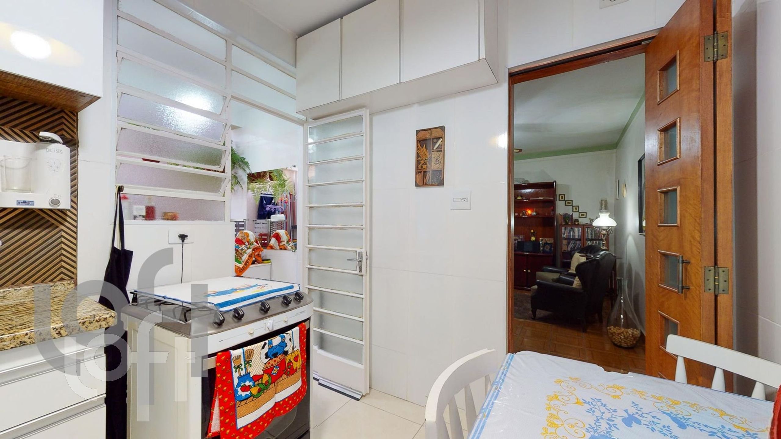 Apartamento à venda com 2 quartos, 70m² - Foto 13