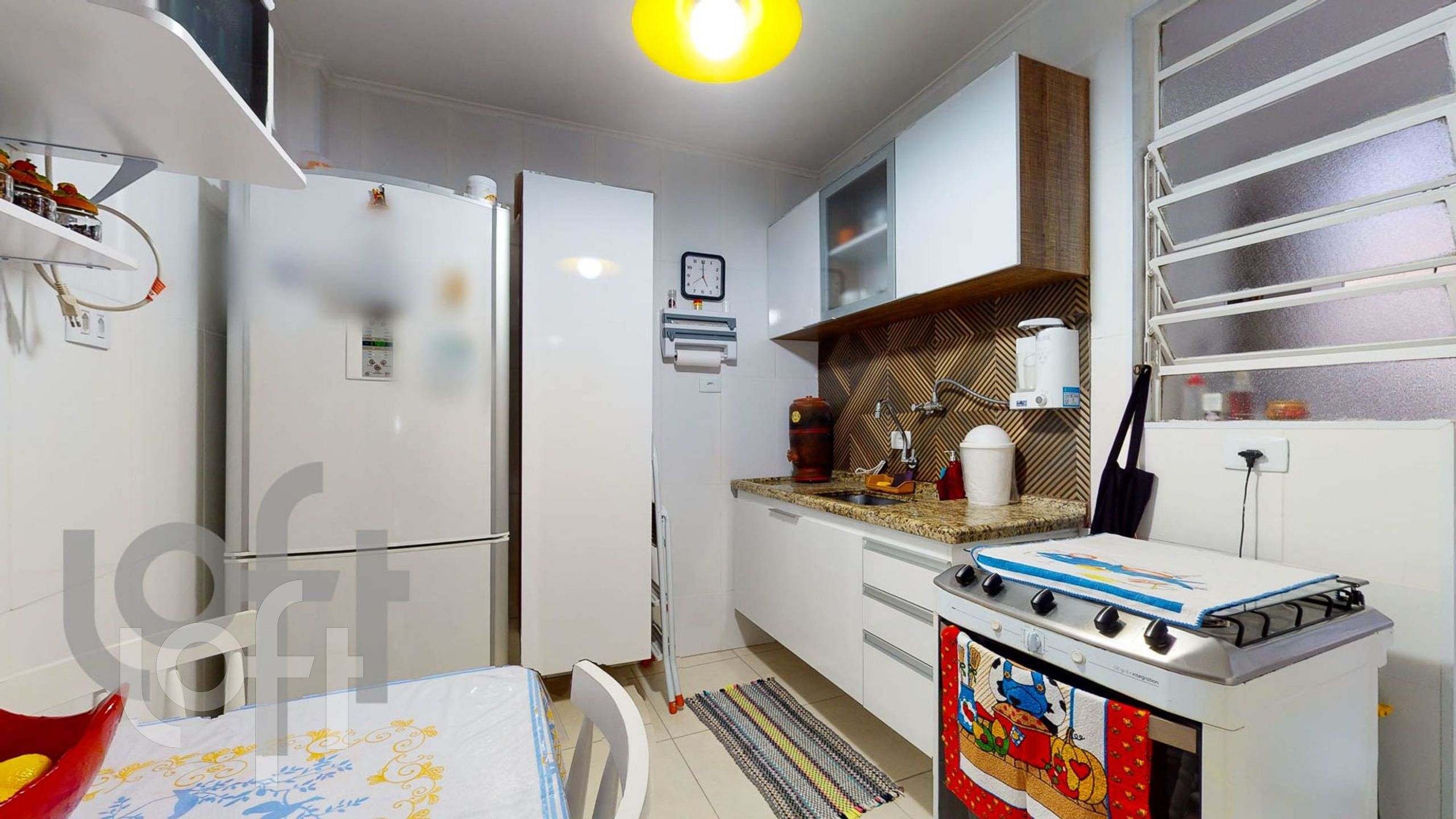 Apartamento à venda com 2 quartos, 70m² - Foto 9