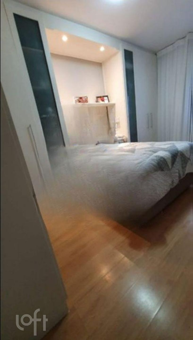 Apartamento à venda com 2 quartos, 67m² - Foto 4