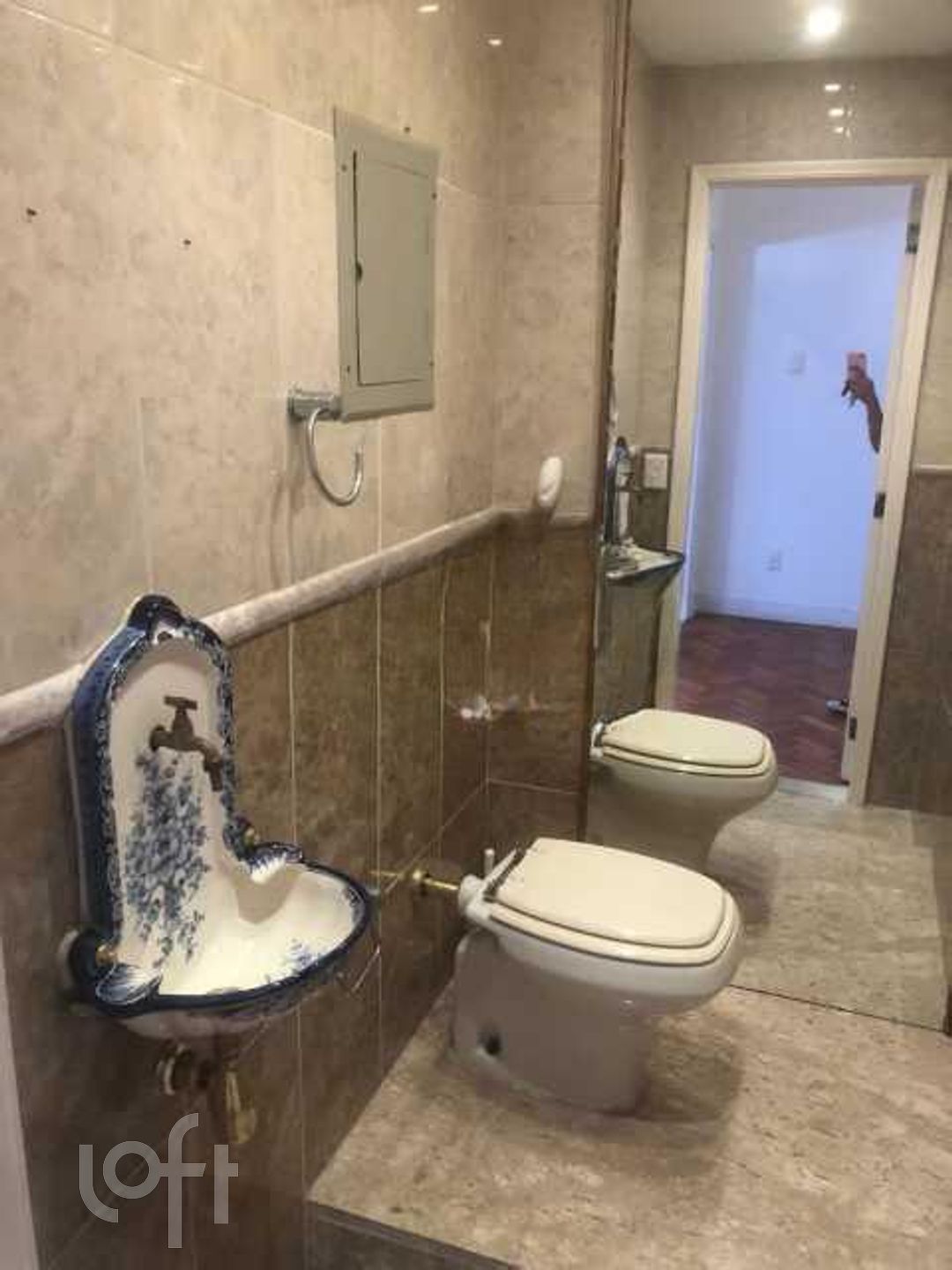 Apartamento à venda com 3 quartos, 223m² - Foto 6