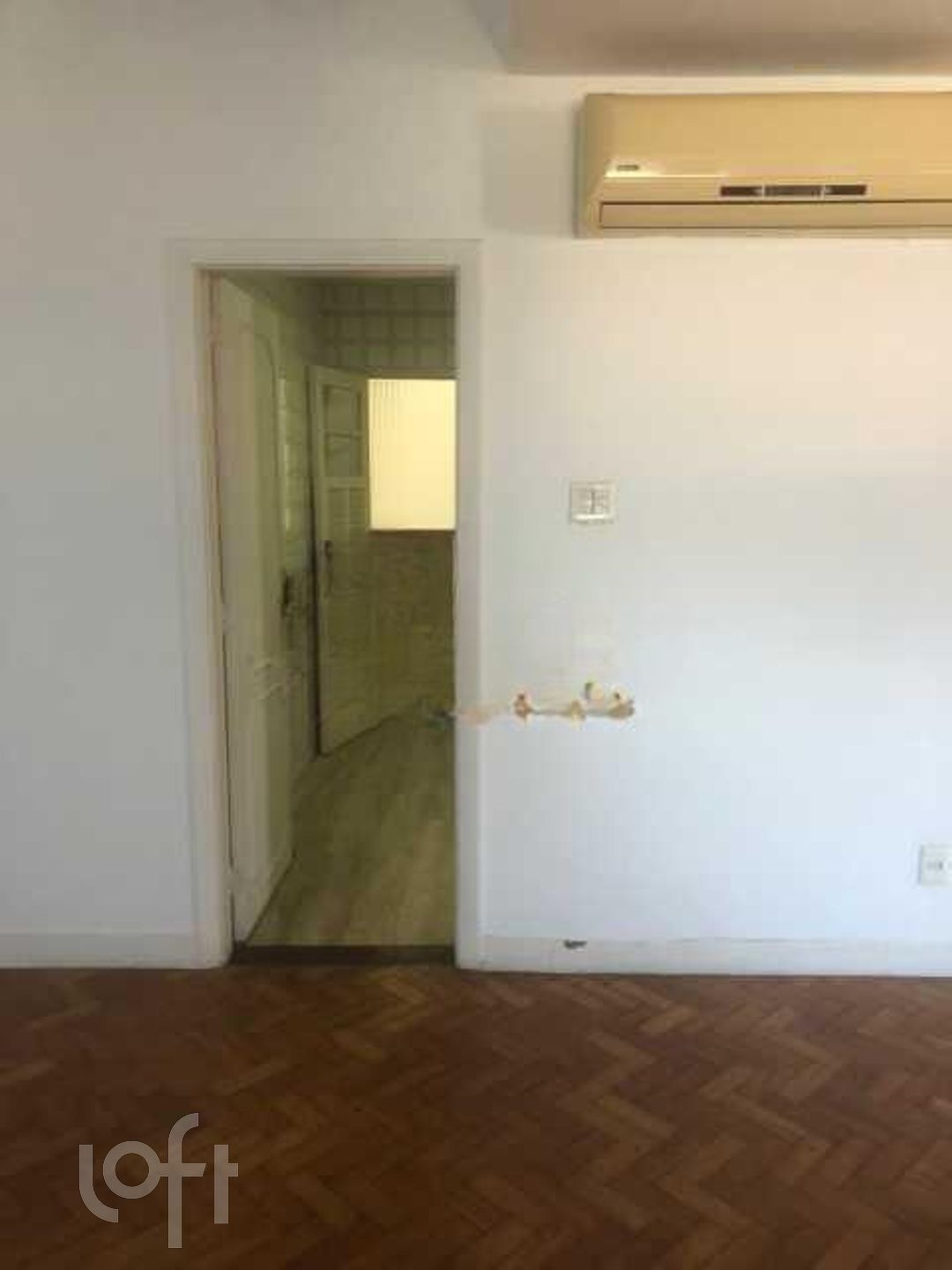 Apartamento à venda com 3 quartos, 223m² - Foto 4