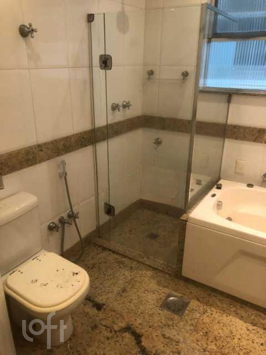 Apartamento à venda com 3 quartos, 223m² - Foto 19