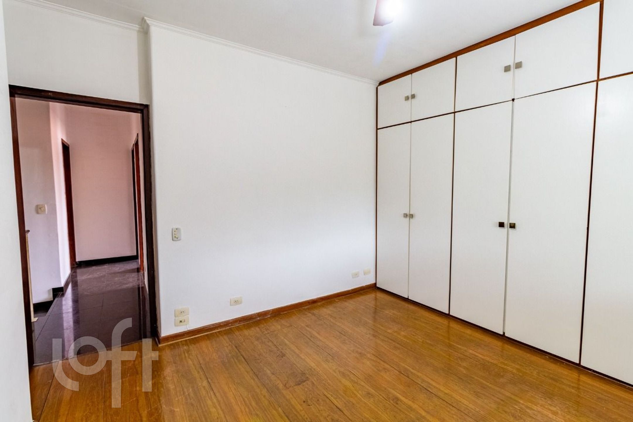 Casa à venda com 3 quartos, 240m² - Foto 21