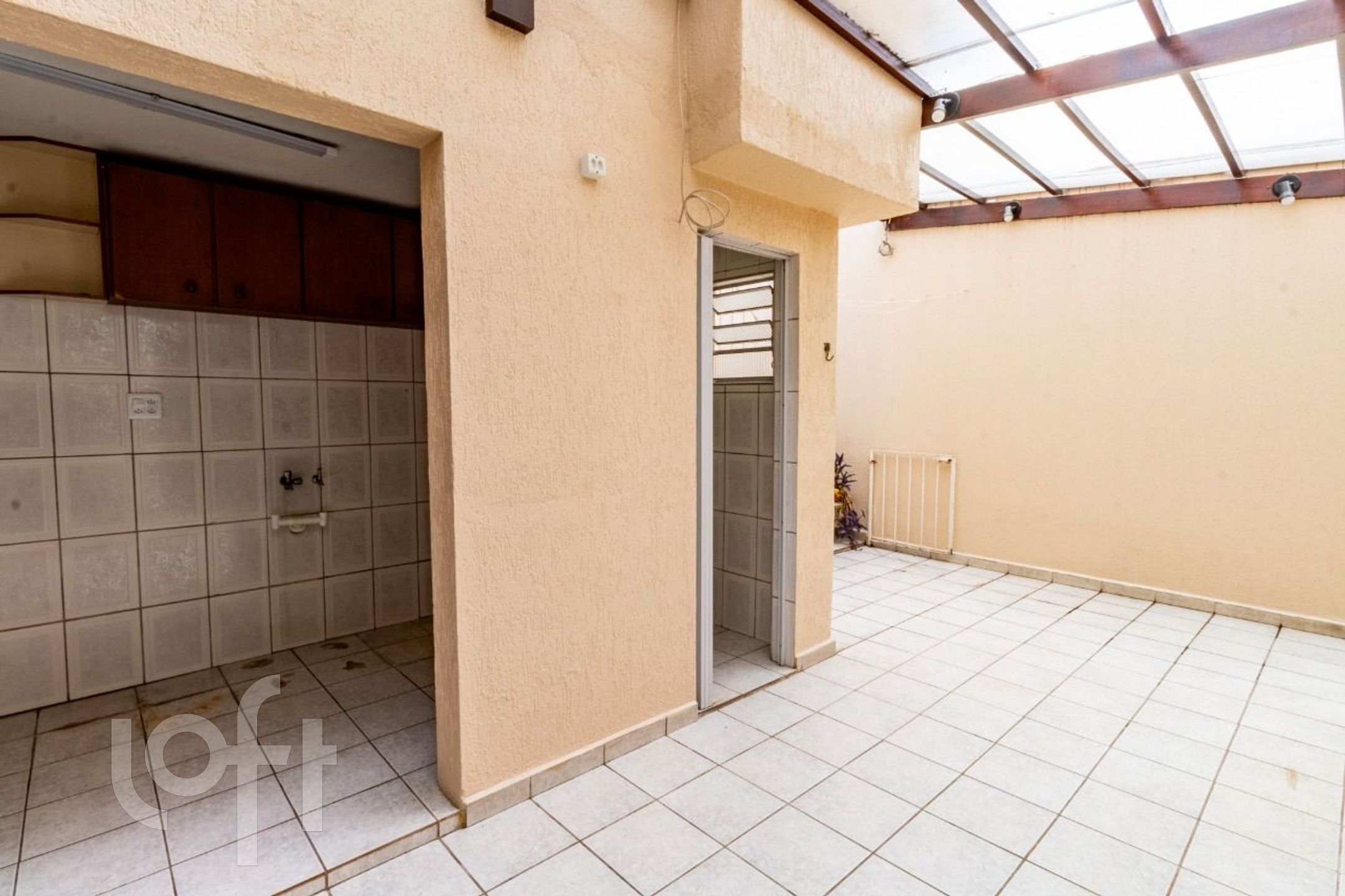 Casa à venda com 3 quartos, 240m² - Foto 11