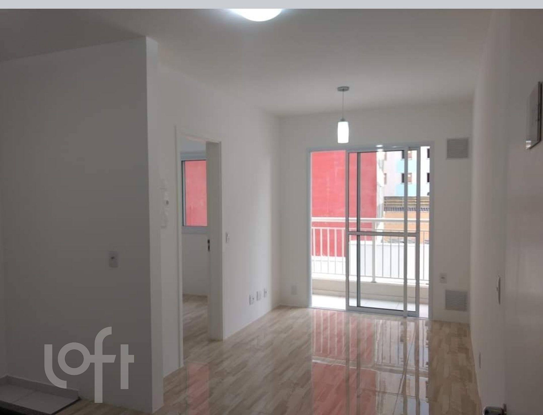 Apartamento à venda com 1 quarto, 33m² - Foto 1