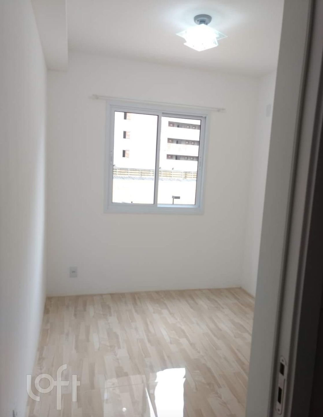 Apartamento à venda com 1 quarto, 33m² - Foto 6