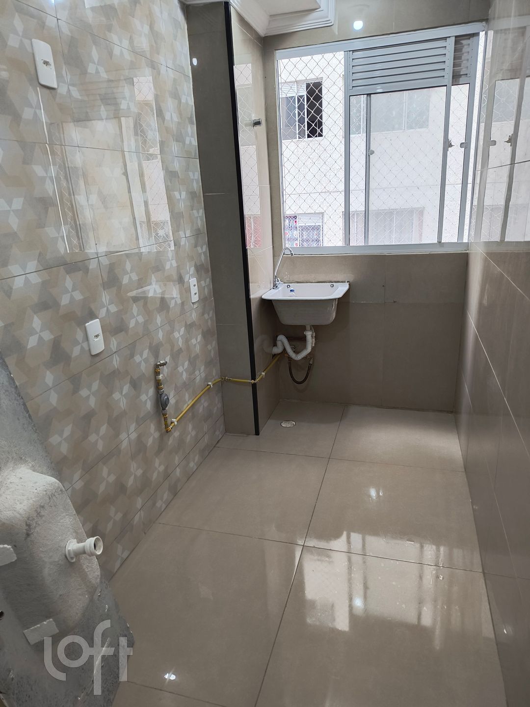 Apartamento à venda com 2 quartos, 41m² - Foto 3