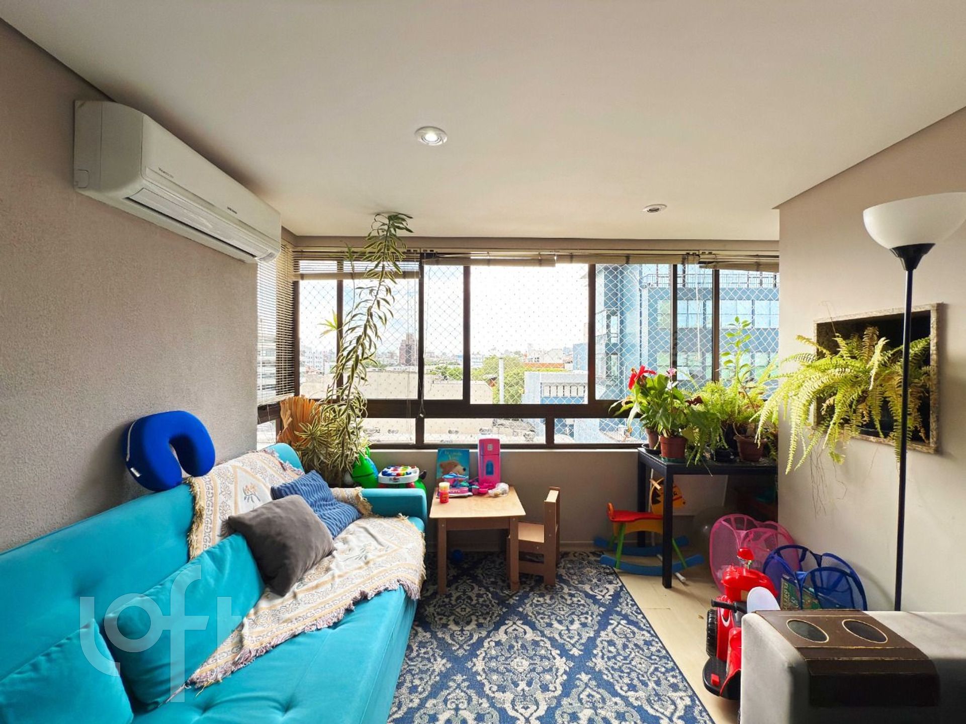 Apartamento com 83m², 2 dormitórios, 1 suíte, 1 vaga, Santana em Porto Alegre