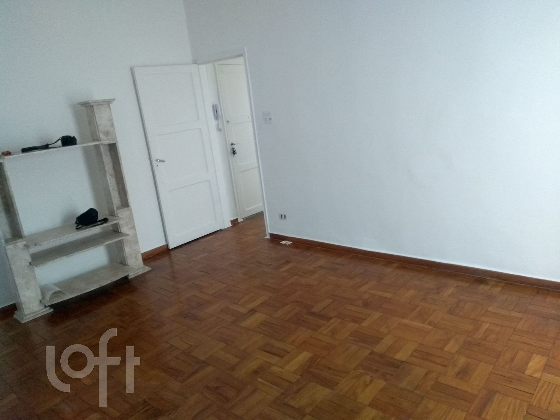 Apartamento à venda com 2 quartos, 79m² - Foto 1