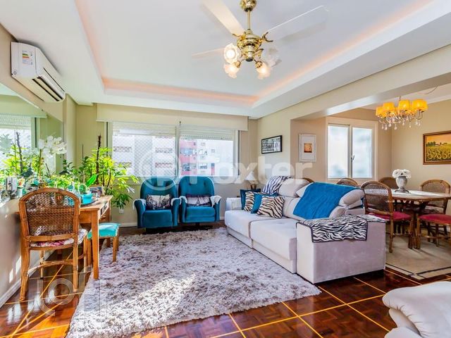 Apartamento com 124m², 3 dormitórios, 1 suíte, 1 vaga, Menino Deus em Porto Alegre