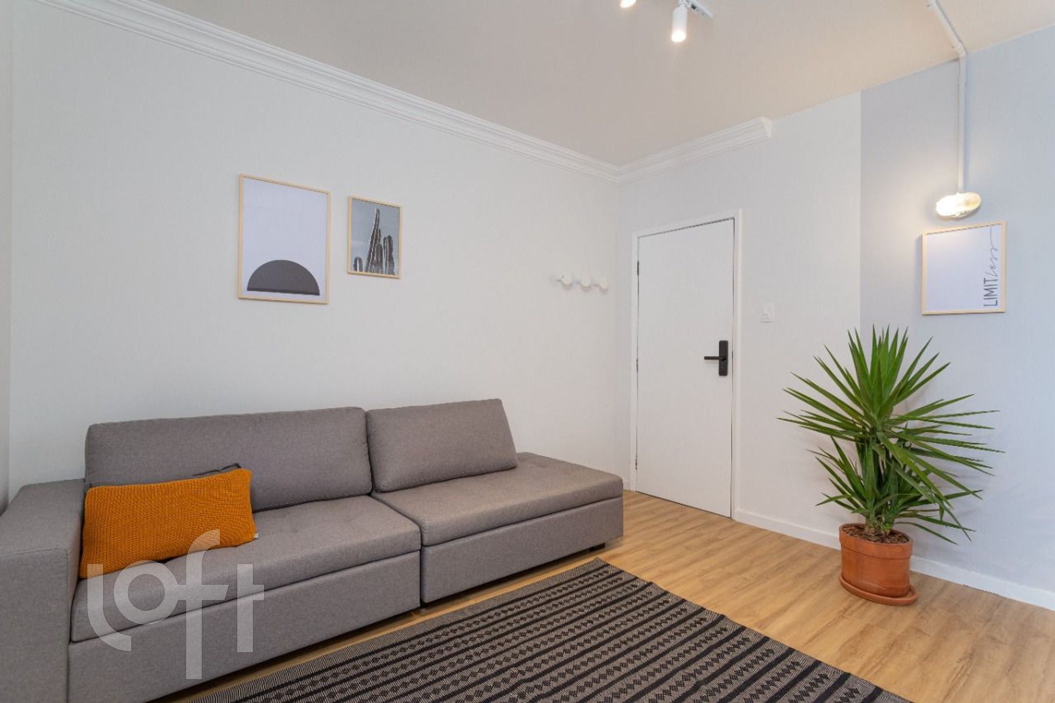 Apartamento à venda com 4 quartos, 110m² - Foto 1