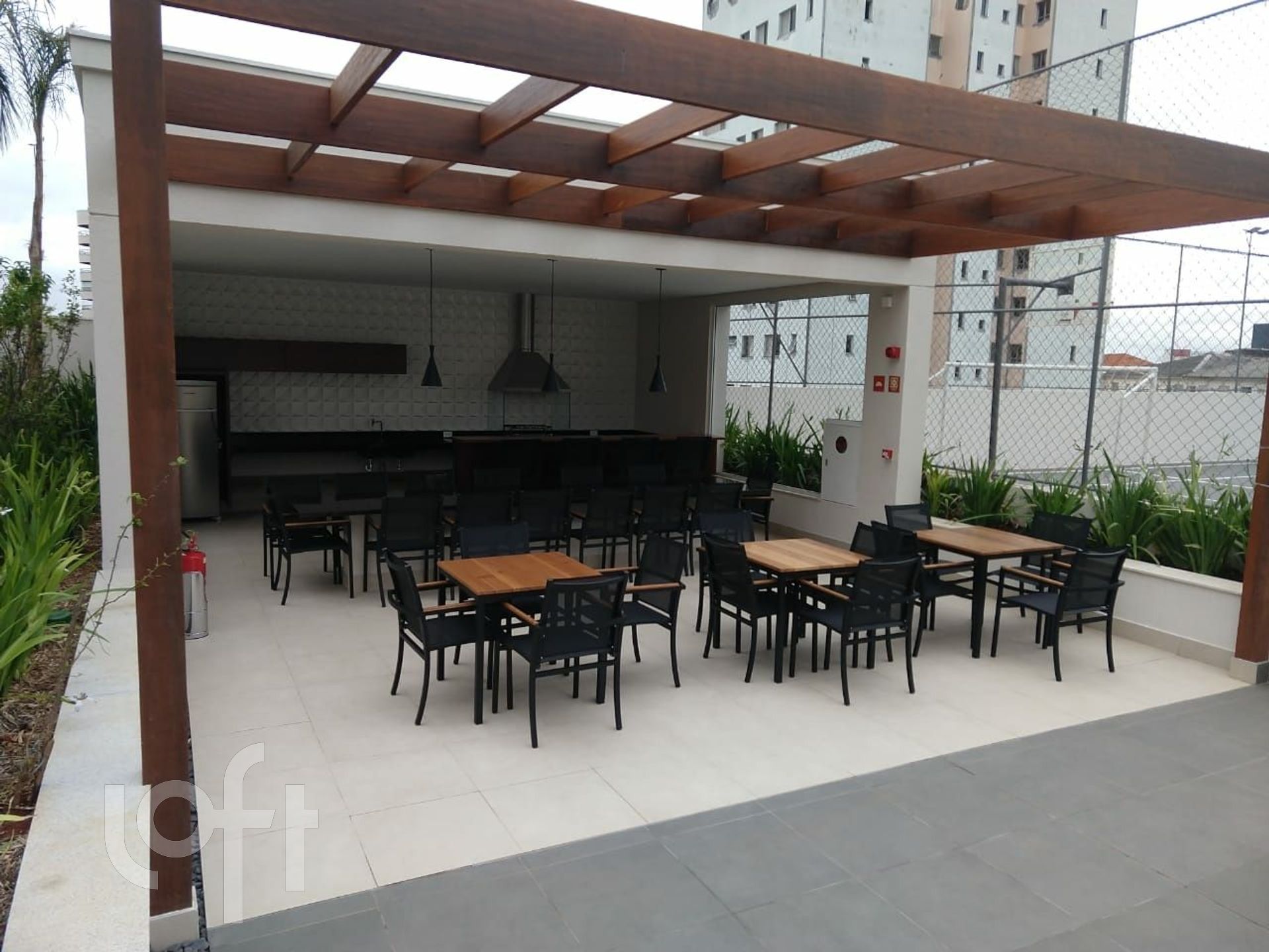 Apartamento à venda com 2 quartos, 68m² - Foto 23