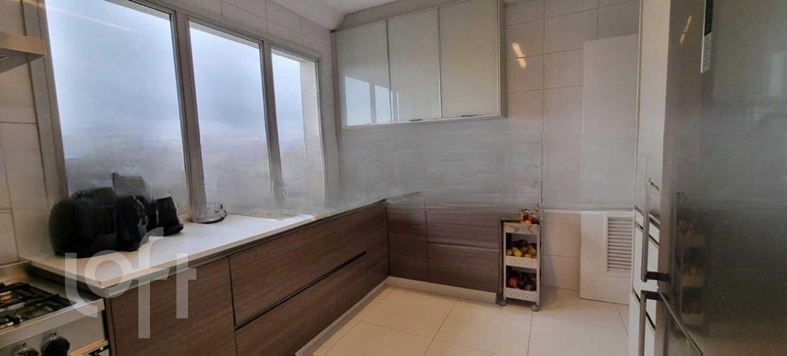 Apartamento à venda com 4 quartos, 245m² - Foto 12