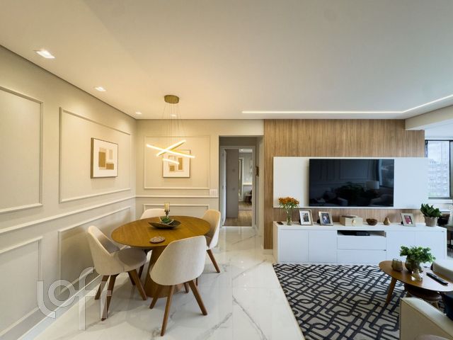 Apartamento com 72m², 2 dormitórios, 1 suíte, 2 vagas, Boa Vista em Porto Alegre