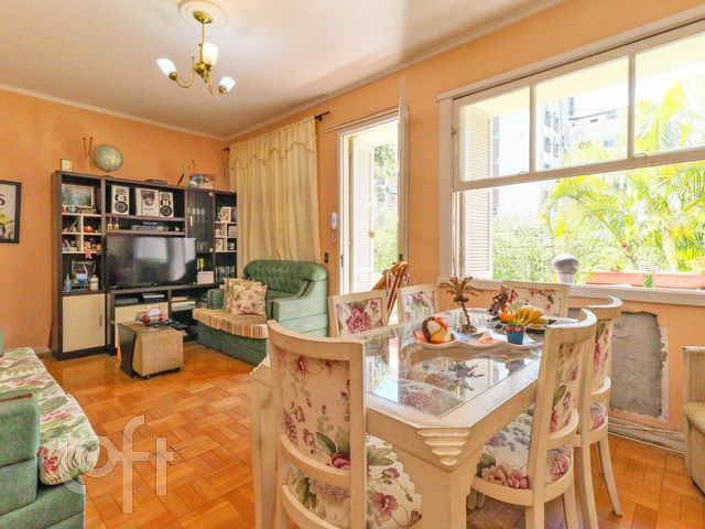 Apartamento com 107m², 3 dormitórios, Menino Deus em Porto Alegre
