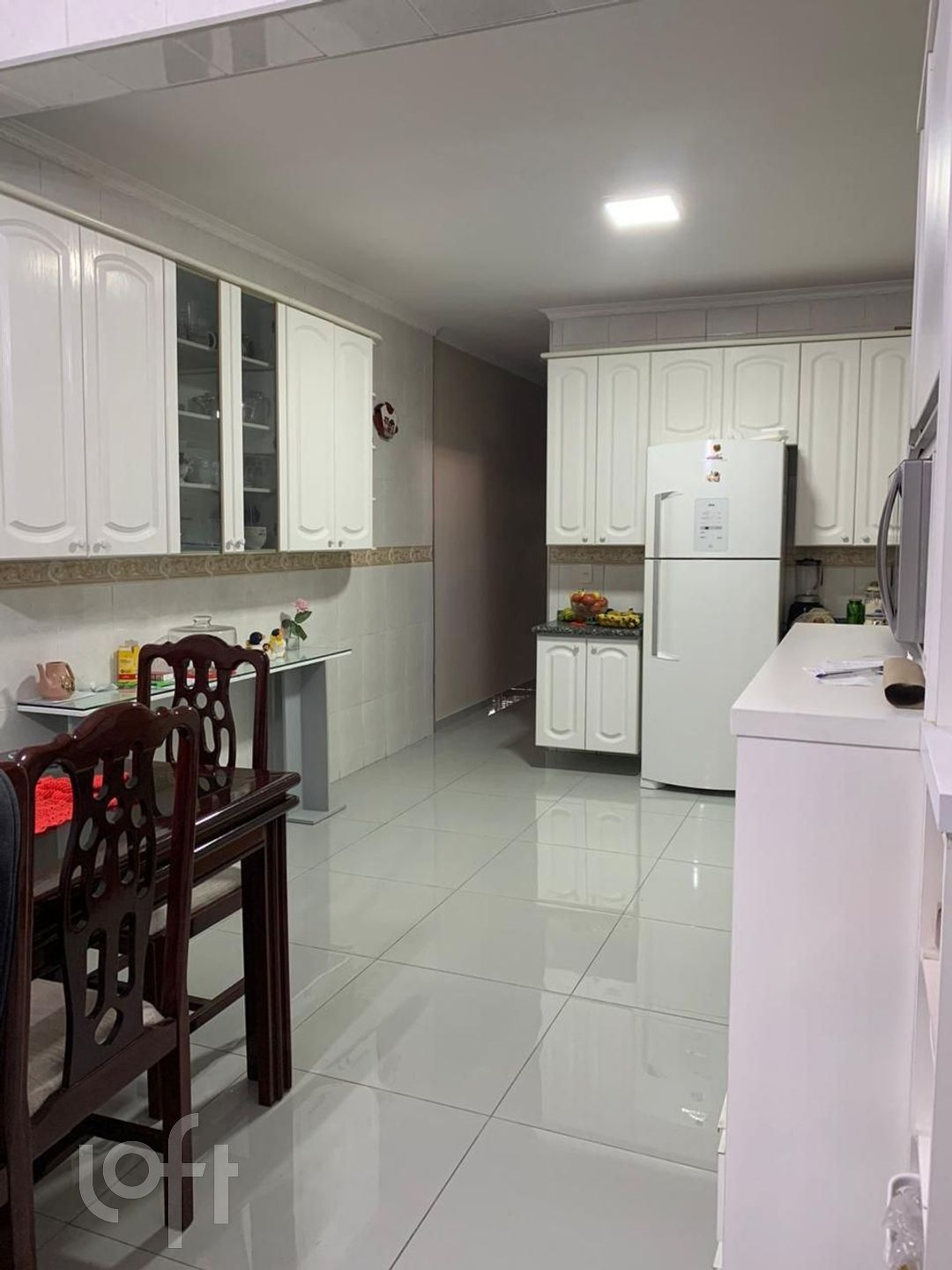 Casa à venda com 3 quartos, 200m² - Foto 4